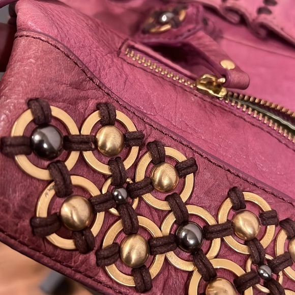 Isabella Fiore Burgundy Tote with Brass Accents - Picture 12 of 16